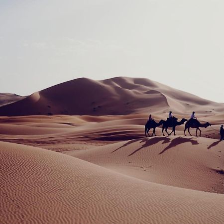 Tourza Desert Camp "Tents With Heating" เมอร์ซูกา ภายนอก รูปภาพ