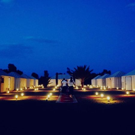 Tourza Desert Camp "Tents With Heating" เมอร์ซูกา ภายนอก รูปภาพ