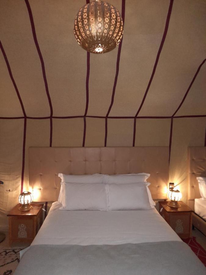 Tourza Desert Camp "Tents With Heating" เมอร์ซูกา ภายนอก รูปภาพ