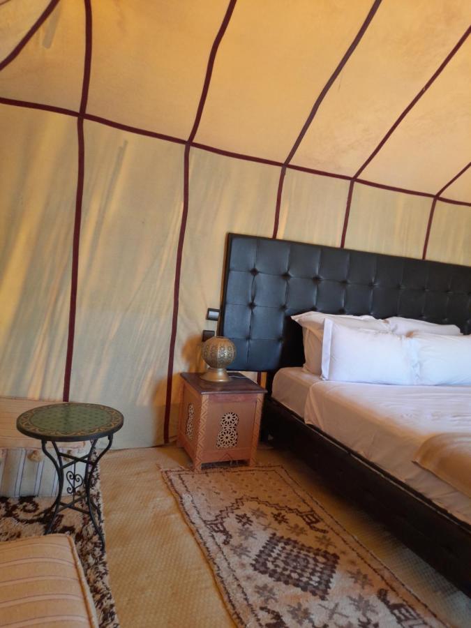 Tourza Desert Camp "Tents With Heating" เมอร์ซูกา ภายนอก รูปภาพ