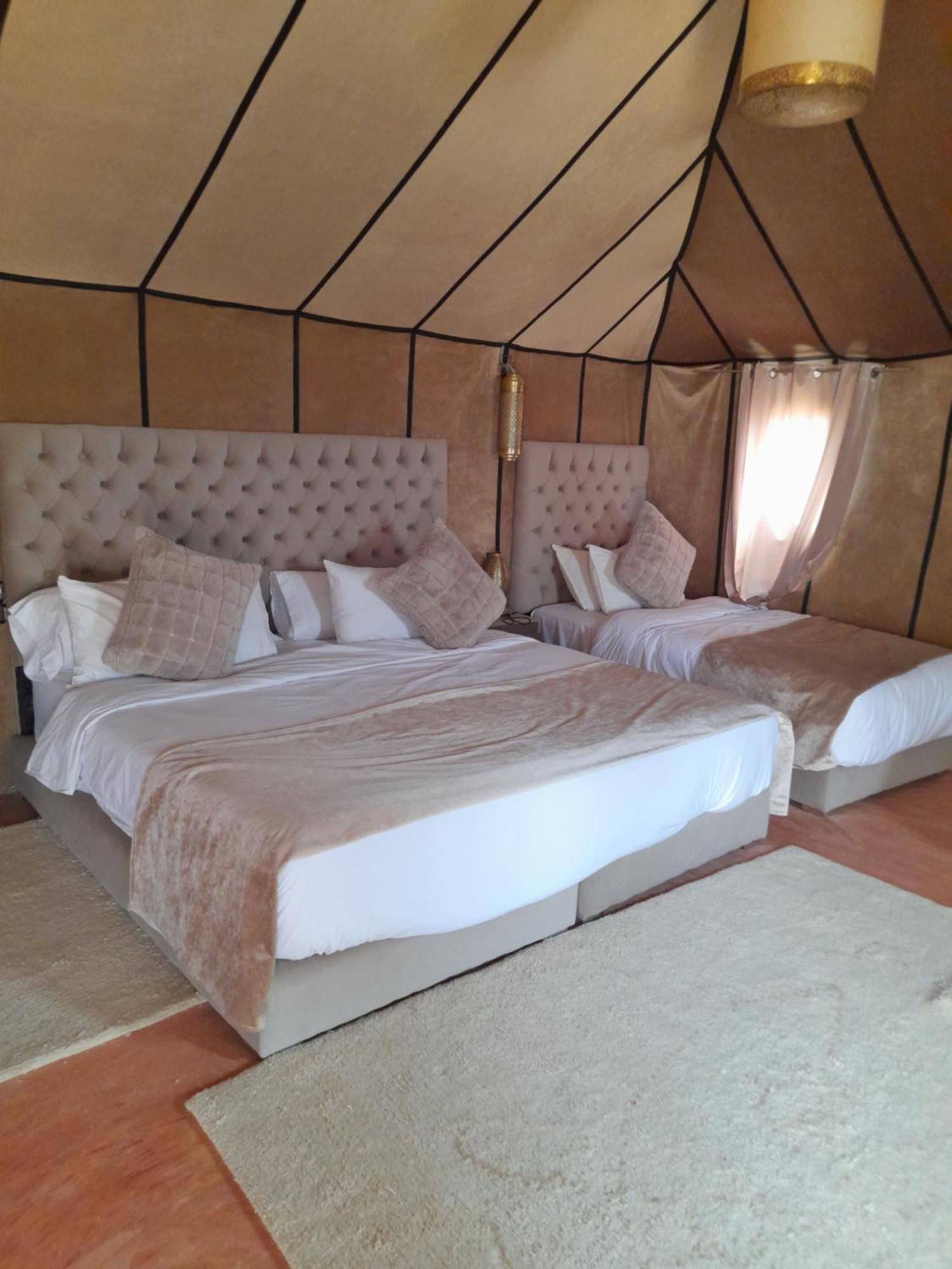 Tourza Desert Camp "Tents With Heating" เมอร์ซูกา ภายนอก รูปภาพ