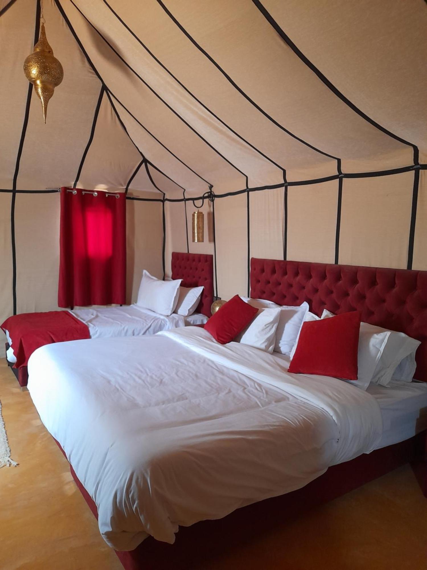 Tourza Desert Camp "Tents With Heating" เมอร์ซูกา ภายนอก รูปภาพ