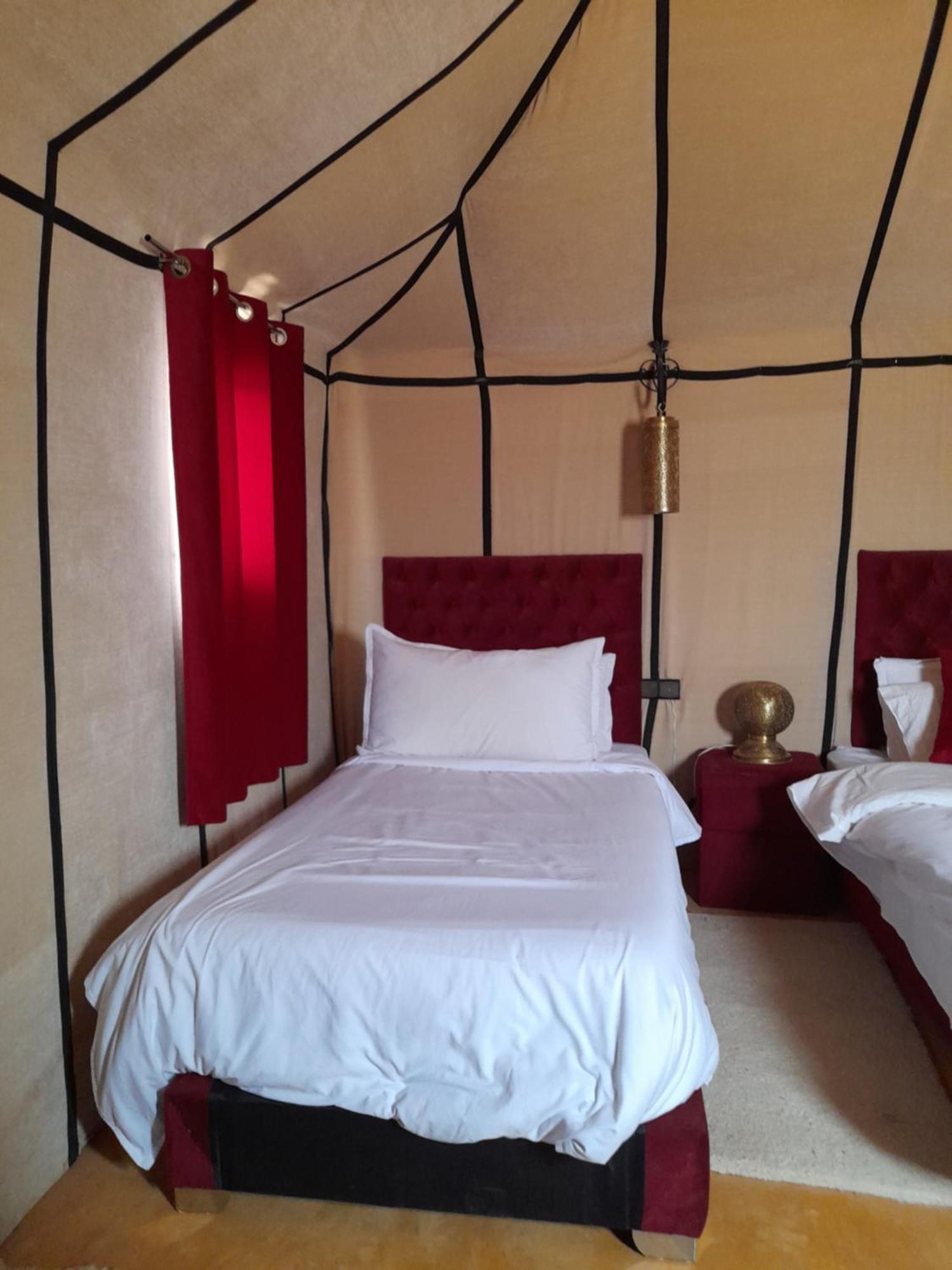 Tourza Desert Camp "Tents With Heating" เมอร์ซูกา ภายนอก รูปภาพ