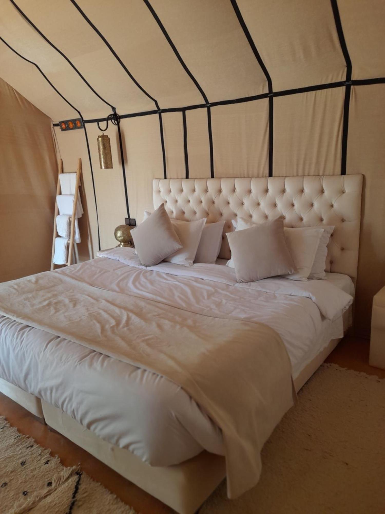 Tourza Desert Camp "Tents With Heating" เมอร์ซูกา ภายนอก รูปภาพ